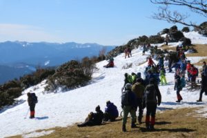 雪の三峰山